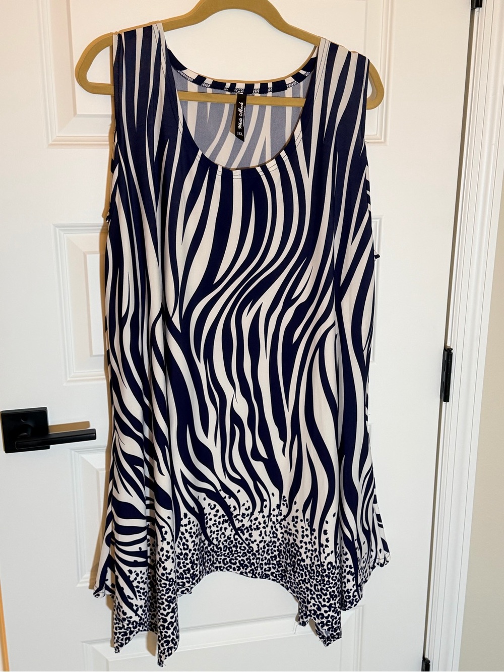 White Mark 3X Navy and White Zebra-Print Tunic Cold Shoulder 3/4 Sleeves New